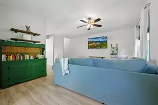 280 Hickory Ln, South Elgin, IL 60177 - Photo 5
