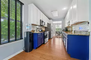 280 Hickory Ln, South Elgin, IL 60177 - Photo 9