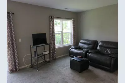1225 N Village Drive, Round Lake Beach, IL 60073 - Photo 13