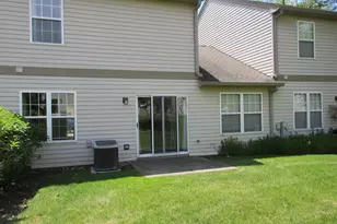 1225 N Village Dr, Round Lake Beach, IL 60073 - Photo 3