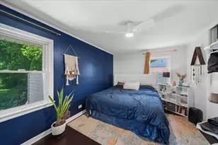 5710 W Hawthorne Ave, Berkeley, IL 60163 - Photo 9