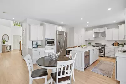 403 S Fairview Avenue, Elmhurst, IL 60126 - Photo 9
