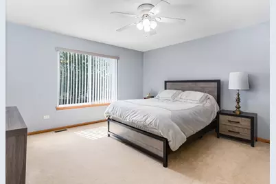 604 Silver Creek Drive, Joliet, IL 60431 - Photo 15