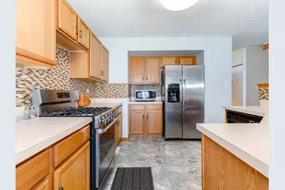 604 Silver Creek Drive, Joliet, IL 60431 - Photo 9