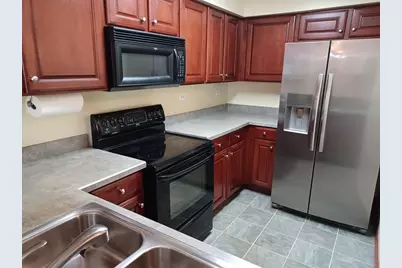 661 Lincoln Station Drive, Oswego, IL 60543 - Photo 7