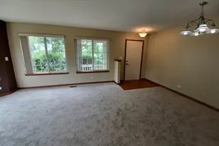 661 Lincoln Station Dr, Oswego, IL 60543 - Photo 5