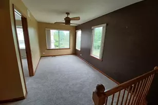 661 Lincoln Station Dr, Oswego, IL 60543 - Photo 9