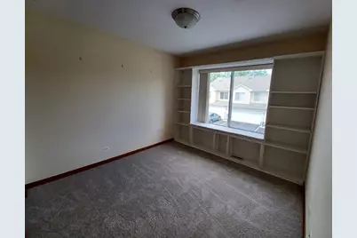 661 Lincoln Station Drive, Oswego, IL 60543 - Photo 15