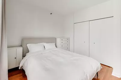 421 W Huron Street #1006, Chicago, IL 60654 - Photo 11