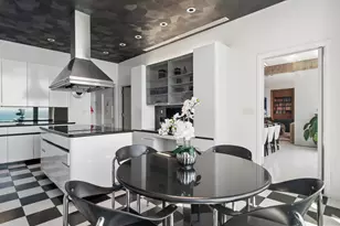 132 E Delaware Pl, Chicago, IL 60611 - Photo 21