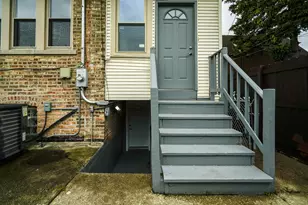 6136 W Fletcher St, Chicago, IL 60634 - Photo 39