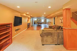 5686 Angouleme Ln, Hoffman Estates, IL 60192 - Photo 39