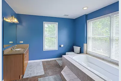 5686 Angouleme Lane, Hoffman Estates, IL 60192 - Photo 25