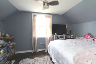 10134 S Bensley Ave, Chicago, IL 60617 - Photo 13