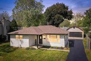 3712 Wren Ln, Rolling Meadows, IL 60008 - Photo 1