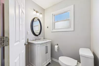 52 S Midland Avenue, Mundelein, IL 60060 - Photo 11