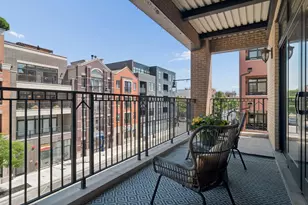 1415 W Belmont Ave, Chicago, IL 60657 - Photo 17