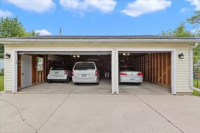 121 Seton Place, Streamwood, IL 60107 - Photo 5