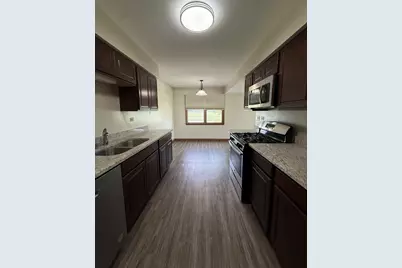 153 Spuhler Drive #153, Batavia, IL 60510 - Photo 5