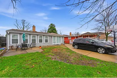 8346 N Octavia Avenue, Niles, IL 60714 - Photo 21