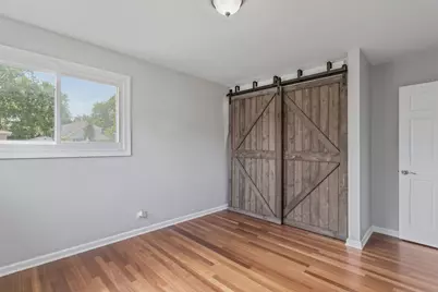 1215 W Roosevelt Road, Wheaton, IL 60187 - Photo 9