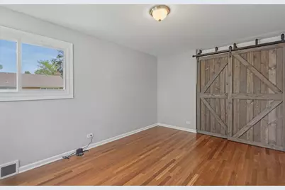 1215 W Roosevelt Road, Wheaton, IL 60187 - Photo 13