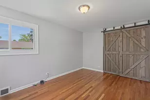 1215 W Roosevelt Rd, Wheaton, IL 60187 - Photo 13