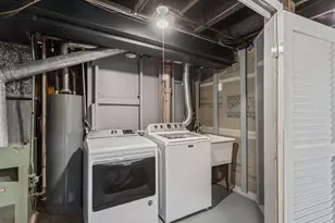 1215 W Roosevelt Rd, Wheaton, IL 60187 - Photo 15