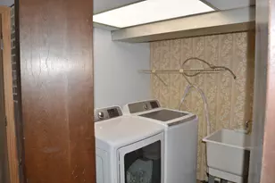 5929 W 64th St, Chicago, IL 60638 - Photo 13