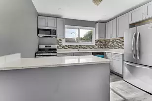 1205 E 93rd St, Chicago, IL 60619 - Photo 11