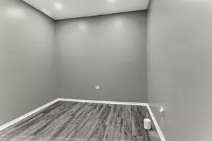 1205 E 93rd St, Chicago, IL 60619 - Photo 9