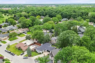 6913 N Concord Ln, Niles, IL 60714 - Photo 33