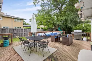 6913 N Concord Ln, Niles, IL 60714 - Photo 25