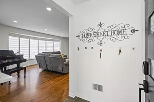 6913 N Concord Ln, Niles, IL 60714 - Photo 19