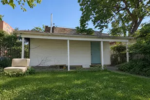 2481 E 74th St, Chicago, IL 60649 - Photo 25