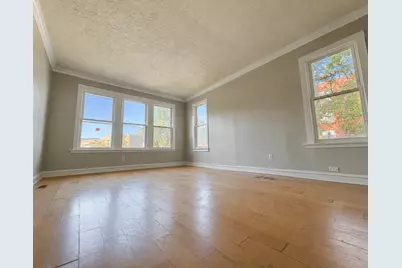 2481 E 74th Street, Chicago, IL 60649 - Photo 3