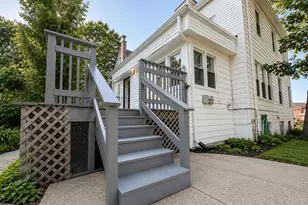 2481 E 74th St, Chicago, IL 60649 - Photo 23