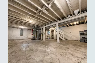 2481 E 74th Street, Chicago, IL 60649 - Photo 21