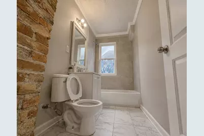 2481 E 74th Street, Chicago, IL 60649 - Photo 13