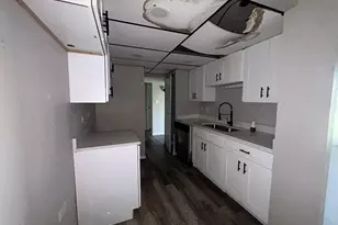 500 Park Ave, Calumet City, IL 60409 - Photo 11