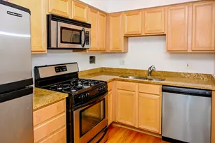 1415 W Lunt Ave, Chicago, IL 60626 - Photo 3