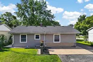 1104 Basin Dr, Lockport, IL 60441 - Photo 31