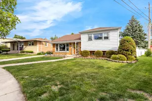 5425 Drury Ln, Oak Lawn, IL 60453 - Photo 3