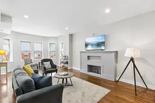 6835 S Clyde Ave, Chicago, IL 60649 - Photo 3