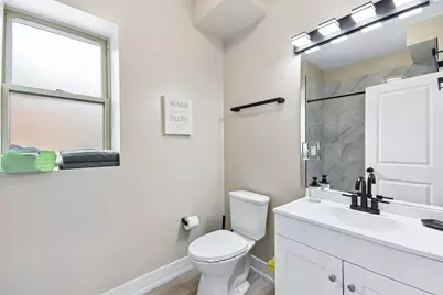 6835 S Clyde Avenue, Chicago, IL 60649 - Photo 7