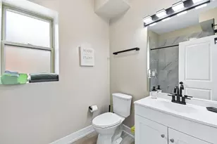 6835 S Clyde Ave, Chicago, IL 60649 - Photo 7
