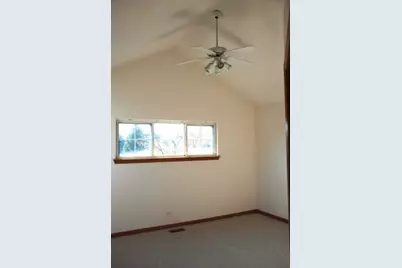 1456 Lancaster Court, Grayslake, IL 60030 - Photo 11