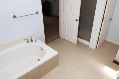886 Farm Glen Lane, Carol Stream, IL 60188 - Photo 19