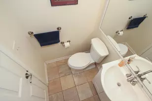 886 Farm Glen Ln, Carol Stream, IL 60188 - Photo 15