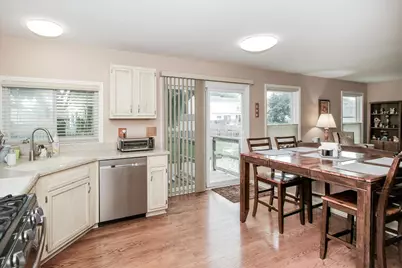 886 Farm Glen Lane, Carol Stream, IL 60188 - Photo 7